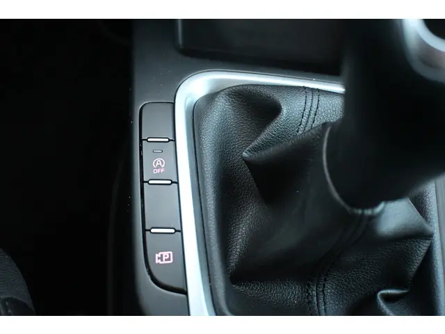 Kia Ceed Sportswagon 1.0 T-GDi ComfortLine 2024 Benzine 24