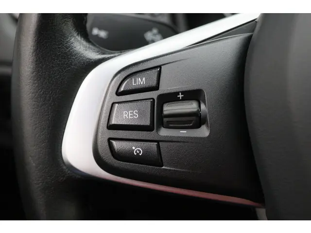 BMW 2 Serie Gran Tourer 218i Luxury 2015 Benzine 31