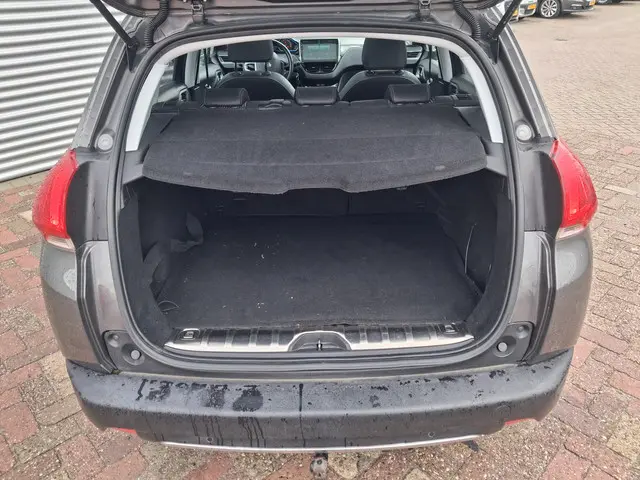 Peugeot 2008 1.2 PureTech Allure 2016 Benzine 13