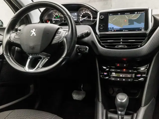 Peugeot 208 1.2 PureTech Sport 2018 Benzine 7