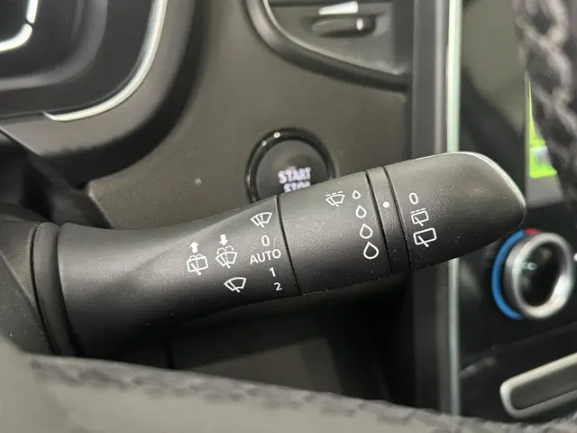 Renault Scénic 1.3 TCe Bose 2018 Benzine 23