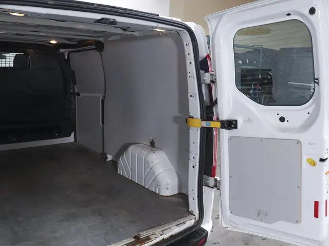 Ford Transit Custom L2H1 Trend 2020 Diesel 13