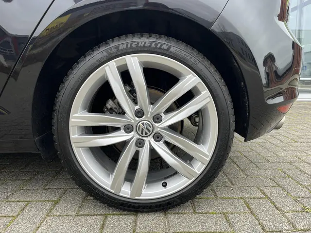 Volkswagen Golf 1.2 TSI Business Edition 2015 Benzine 30