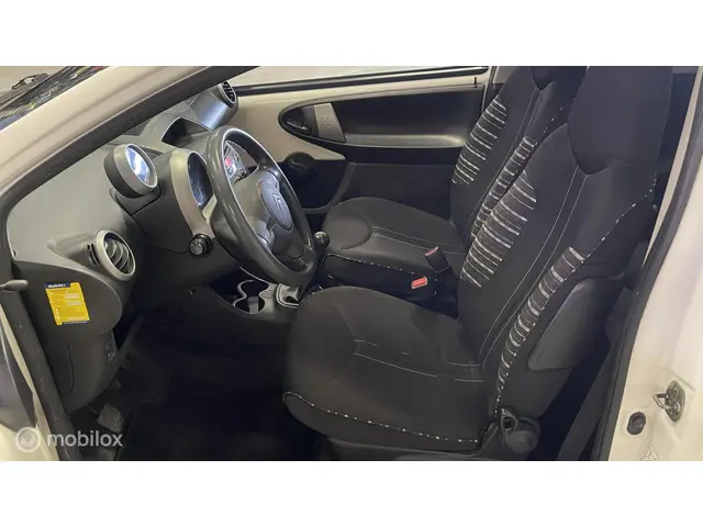 Citroën C1 1.0 Attraction 2013 Benzine 10