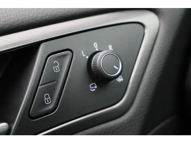 Volkswagen e-Golf E-DITION 2020 Elektrisch 31