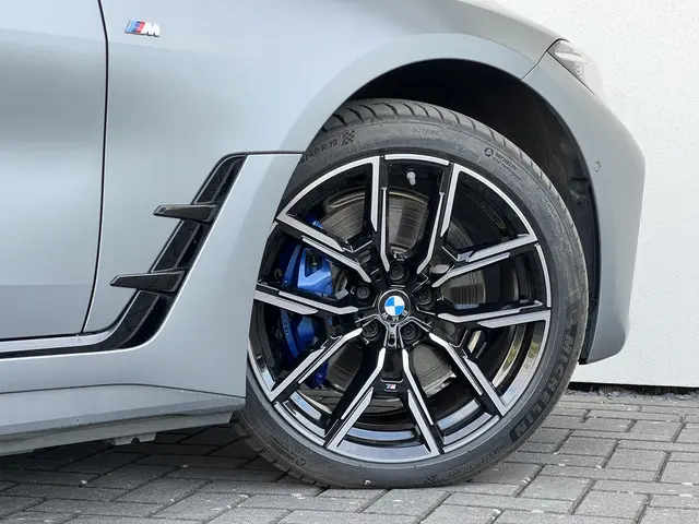 BMW i4 eDrive35 70 kWh 2024 Elektrisch 15