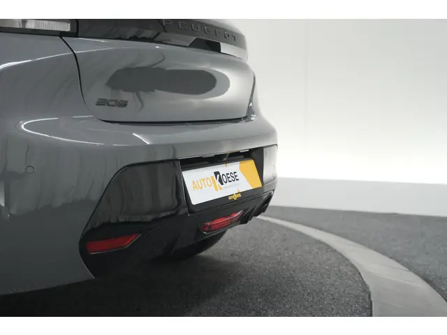 Peugeot 208 PureTech 100 Allure 2024 Benzine 32