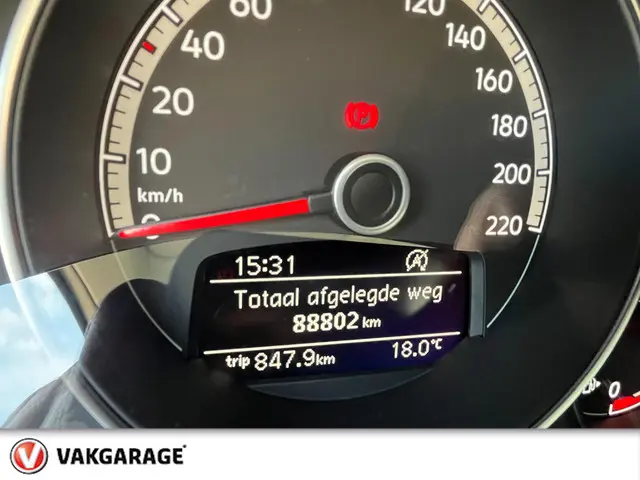 Volkswagen up! 1.0 airco Bovag rijklaarprijs ! 2021 Benzine 10