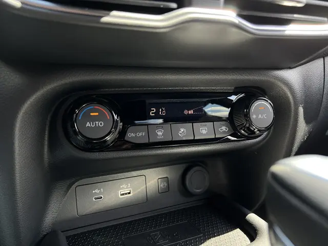 Nissan Juke 1.6 Hybrid N-Design 2025 Hybride Benzine 31