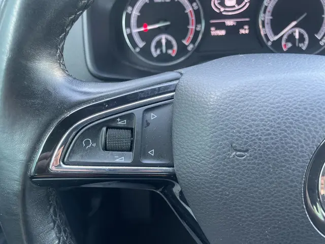 Škoda Karoq 1.0 TSI Clever Edition 2019 Benzine 14
