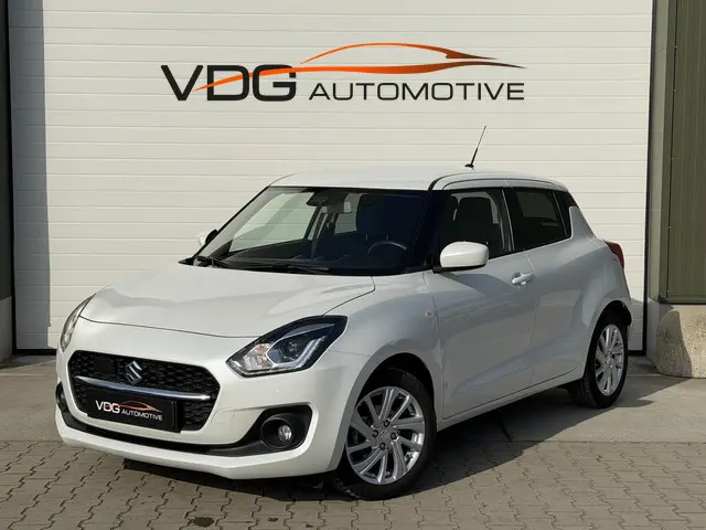 Suzuki Swift 1.2 Select Smart Hybrid 2022 Benzine