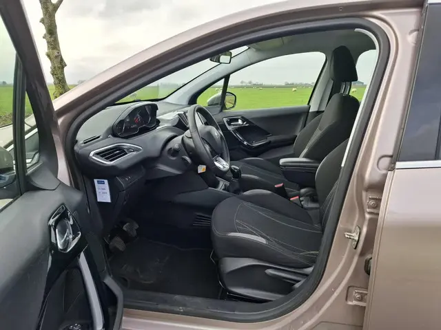 Peugeot 208 1.2 VTi Active❗ 2013 Benzine 21