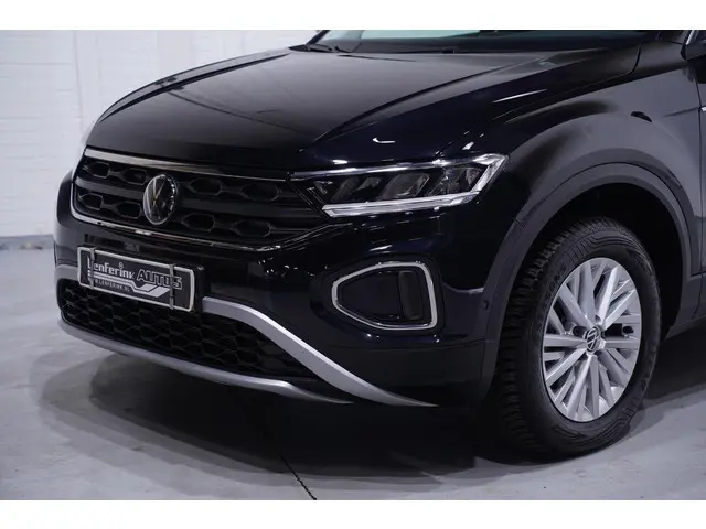 Volkswagen T-Roc 1.0 TSI Life 2023 Benzine 12