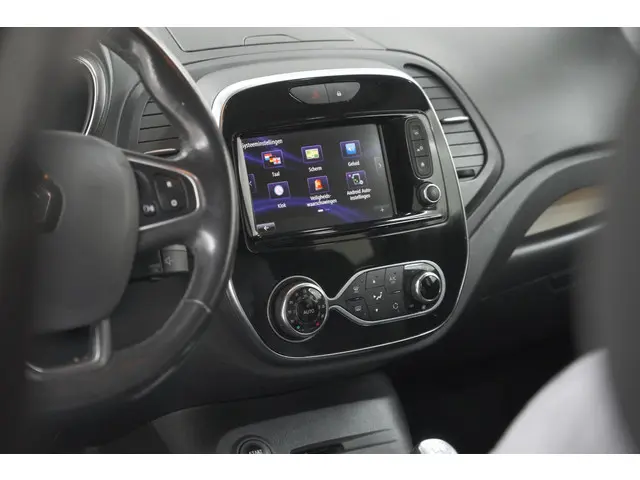 Renault Captur TCe 90 Intens 2019 Benzine 55