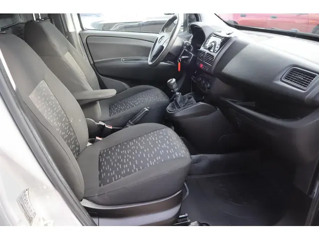 Opel Combo 1.6 CDTi L2H1 Sport 2017 Diesel 11