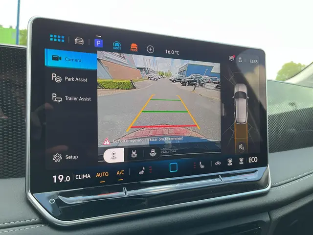 Volkswagen Tiguan 1.5 eHybrid Life Edition 2025 Benzine 16