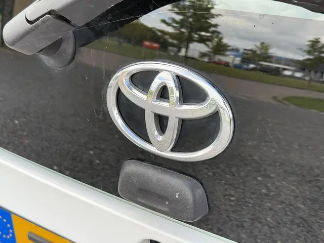 Toyota Aygo 1.0 VVT-i Comfort 2012 Benzine 28