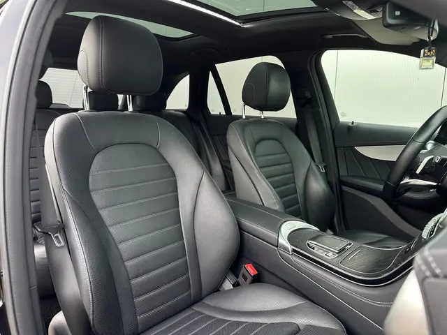 Mercedes-Benz GLC 300d 4MATIC AMG Pakket 2019 Diesel 43