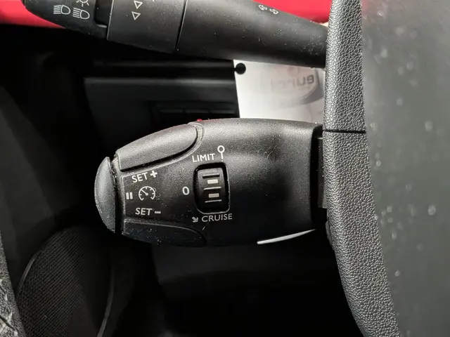 DS DS 3 1.2 PureTech Inès de la Fressange 2016 Benzine 20