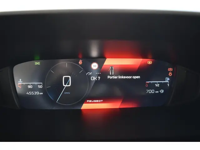 Peugeot 308 SW 1.2 PT Active Pack Business 2023 Benzine 13