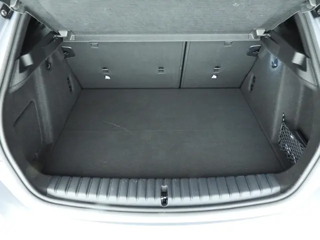 BMW 1 Serie 5-deurs 120 2025 Benzine 9