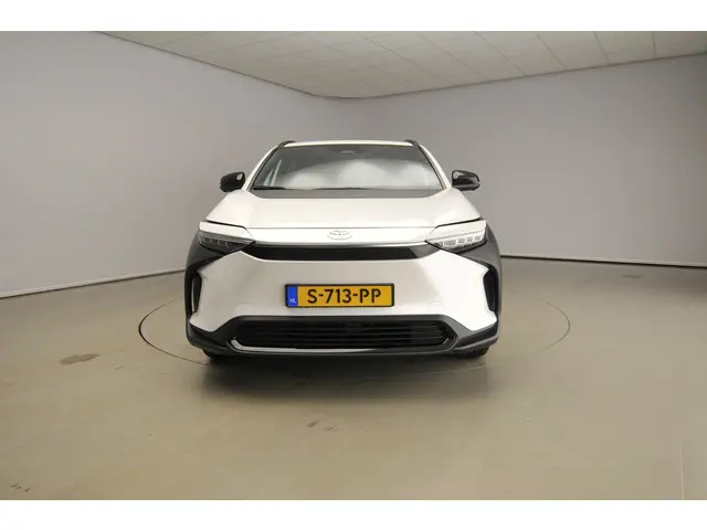 Toyota bZ4X Launch Edition 71 kWh 2023 Elektrisch 5