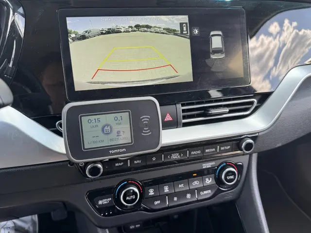Kia Niro 1.6 GDI HYBRID DYNAMICLINE 2020 Hybride Benzine 24