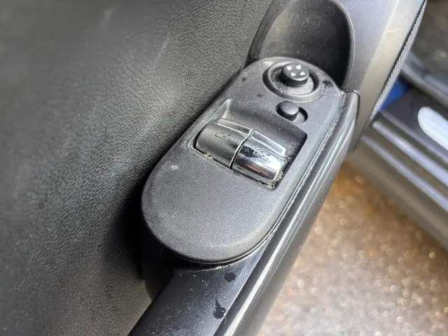 MINI One Mini 1.2 | Airco + Stoelverwarming | 2015 Benzine 12