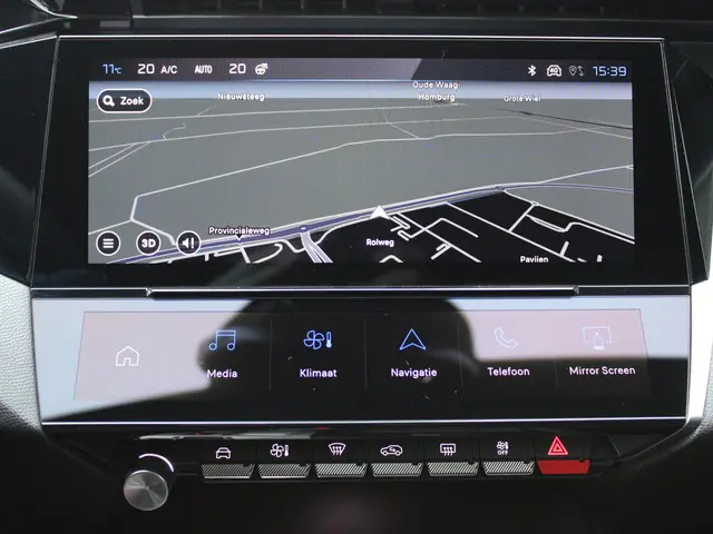 Peugeot 408 1.6 HYbrid 225 EAT8 GT 2025 Hybride Benzine 18