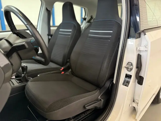 Volkswagen up! 1.0 up! Edition BlueMotion 2014 Benzine 7