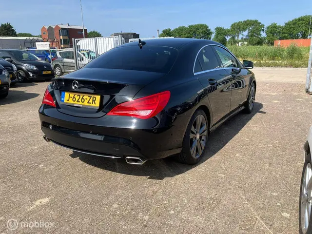 Mercedes-Benz CLA 180 Ambition 2014 Benzine 4