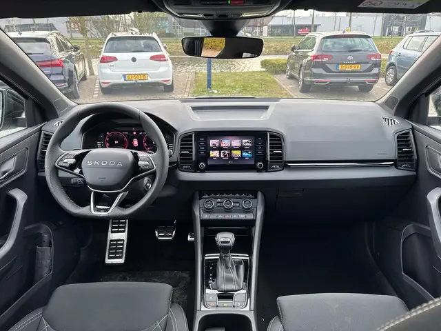 Škoda Karoq 1.5 TSI ACT Sportline Business 2026 Benzine 7