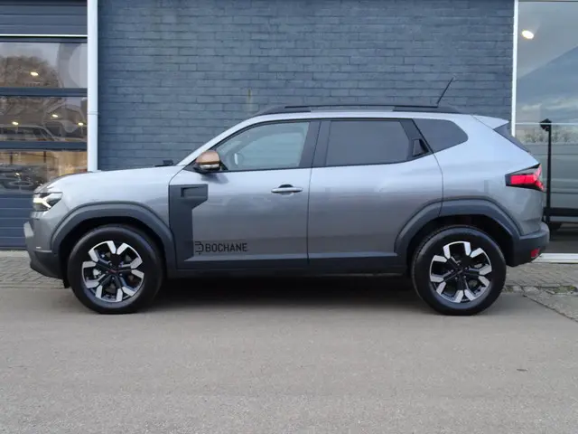 Dacia Duster 1.6 Hybrid 140 Extreme 2025 Hybride Benzine 14