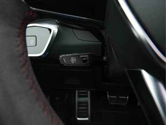 Audi RS6 Avant TFSI Quattro ! FULL-OPTIONS ! 2020 Benzine 26