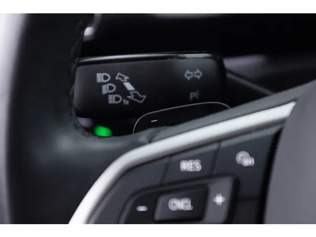 Volkswagen T-Cross 1.0 TSI R-Line Automaat 2025 Benzine 18