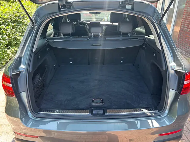 Mercedes-Benz GLC 250 d 4MATIC Edition 1 2016 Diesel 14