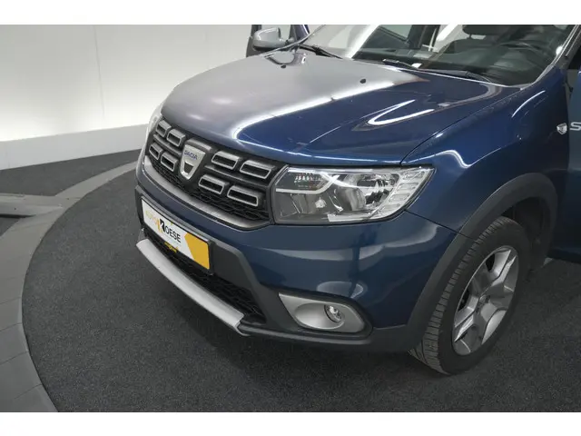 Dacia Sandero Stepway TCe 90 SL 2018 Benzine 13