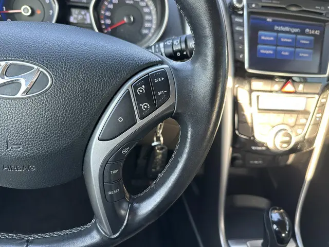 Hyundai i30 1.6 GDI i-Vision 2013 Benzine 16