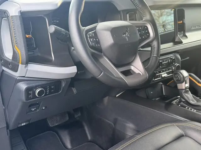 Ford Bronco AWD 2.7L V6 BADLANDS 2025 Benzine 16