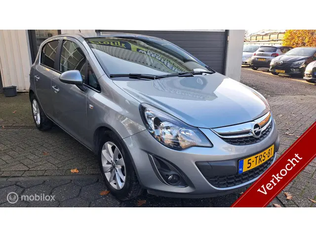 Opel Corsa 1.2-16V Design Edition 18000 KM!! 2014 Benzine 3