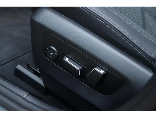 BMW i5 Touring M60 xDrive 2024 Elektrisch 16
