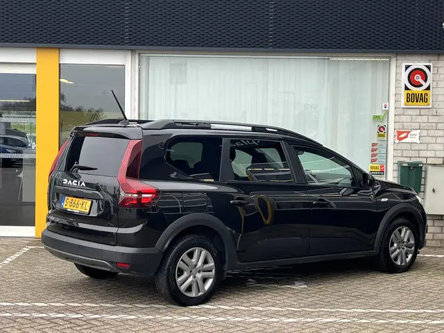Dacia Jogger 1.0 TCe 110 Expression 7p. 2023 Benzine 2