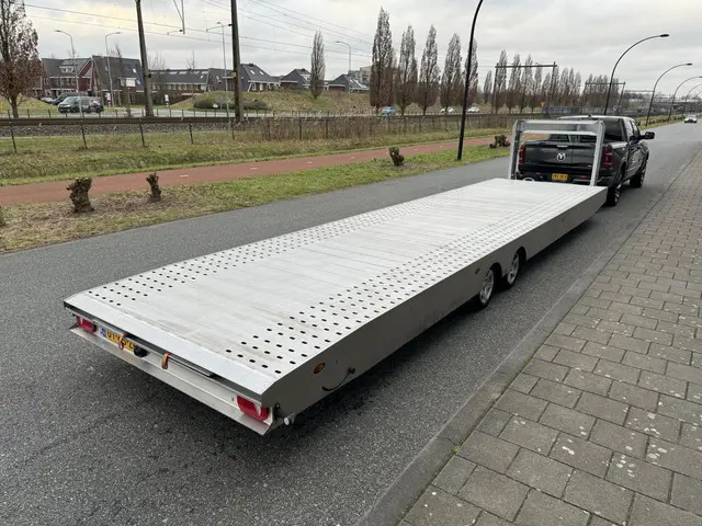 Dodge Ram 1500 5.7 V8 4x4 Crew Cab Limited 2023 Benzine 7