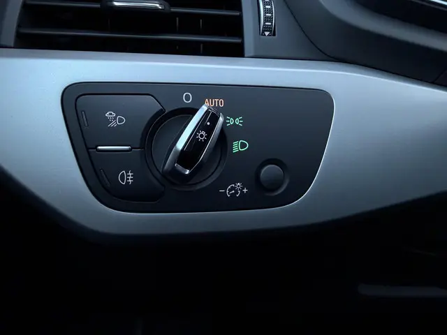 Audi A4 Limousine 1.4 TFSI Pro Line 2016 Benzine 12