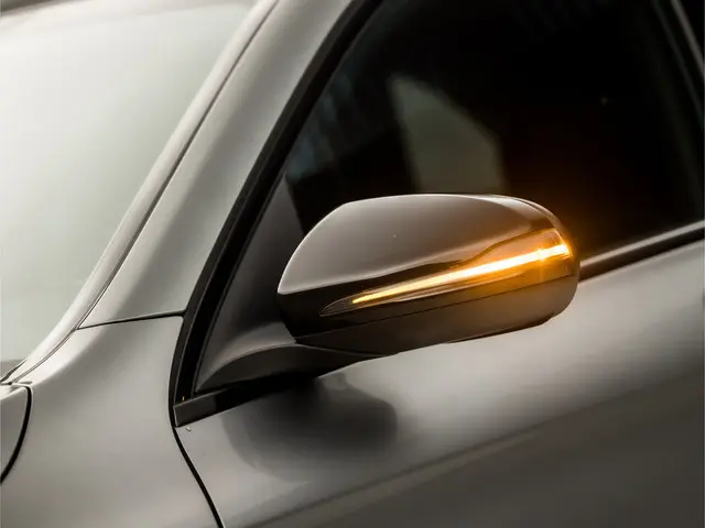 Mercedes-Benz GLC 250 4MATIC AMG Sport 2017 Benzine 26