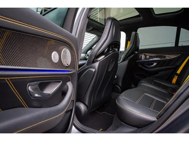 Mercedes-Benz E-Klasse AMG 63 S 4MATIC+ 2017 Benzine 28