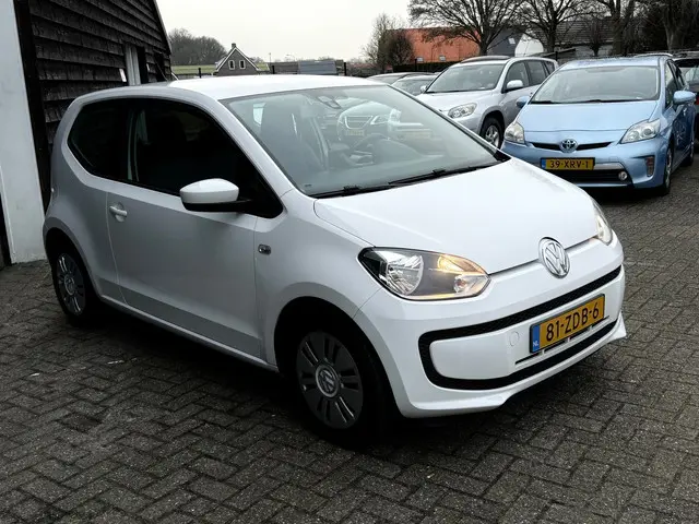 Volkswagen up! 1.0 move up! BlueMotion 2012 Benzine 4