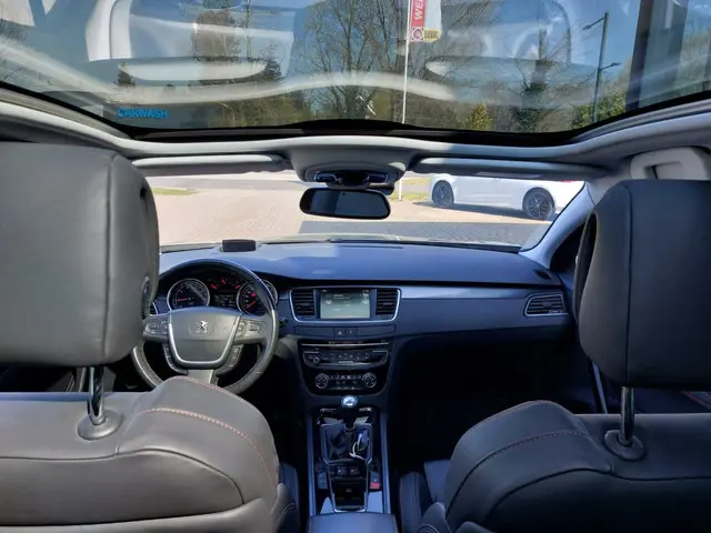 Peugeot 508 SW 1.6 e-THP GT-line 2015 Benzine 15