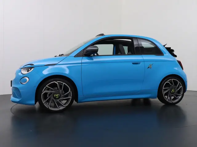 Abarth 500e Cabrio Turismo Scorpion 2023 Elektrisch 9