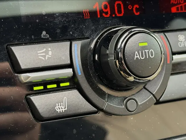 BMW X6 5.0 X-DRIVE HIGH EXECUTIVE 2014 Benzine 37